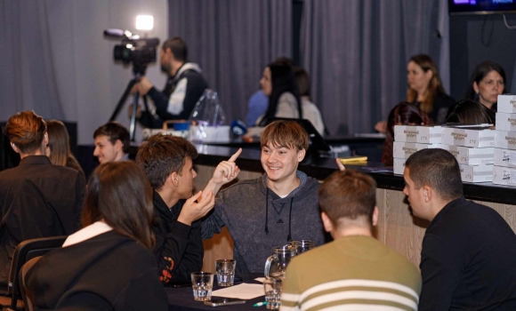 Студенти вінницьких навчальних закладів змагались у «БатлУм»