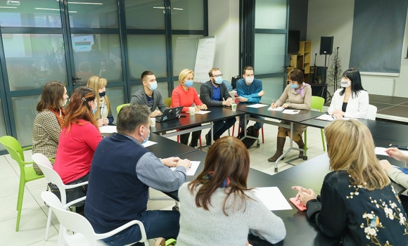  У Вінниці обговорили можливості соціального шкільного підприємництва