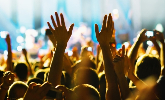 Світові хіти Bon Jovi та Billie Eilish у виконанні хору вінничан запрошують на унікальне шоу