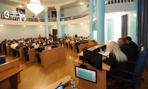 Тарифи на воду зростуть, але обларада та міськрада готують програму компенсацій для вінничан Тарифи на воду зростуть, але обларада та міськрада готують програму компенсацій для вінничан