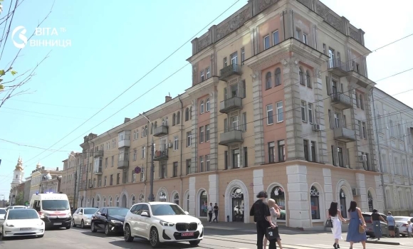Таємниці «Будинку вчителів» на Соборній три будівлі, штаб армії та перший прапор Вінниці