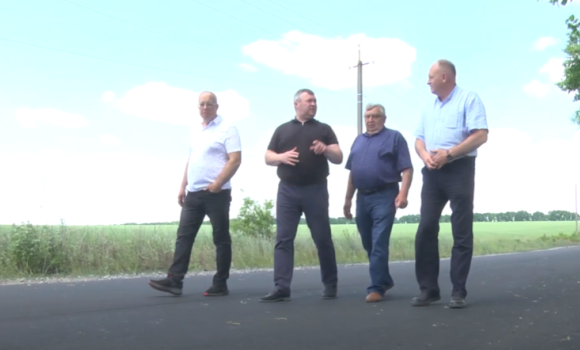 Тепер без вибоїн: новенька ділянка дороги сполучає села Мурафу та Михайлівку