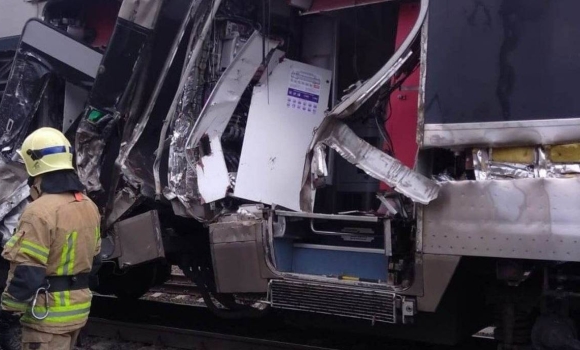 Тепловоз виїхав прямо перед «Інтерсіті+» нові подробиці резонансного зіткнення на коліях Вінниччини