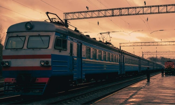 Трагедія на залізниці у Вінниці 14-річного підлітка вдарило струмом на даху електропоїзда