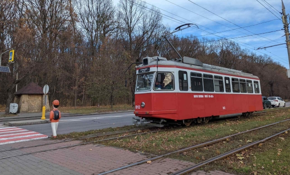 Трамвай-«швидка», який обслуговує аварійні ділянки, курсує Вінницею цілодобово