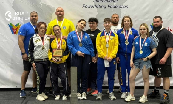 Тренерка та її учні на одному подіумі неймовірний успіх вінничан на чемпіонаті світу