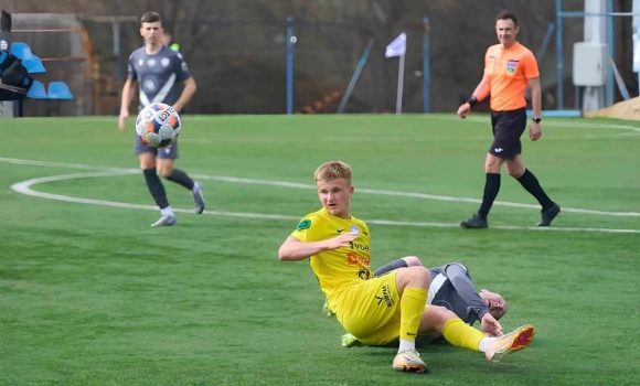 Тріумф у Самборі вінницькі футболісти поставили на місце амбітних суперників