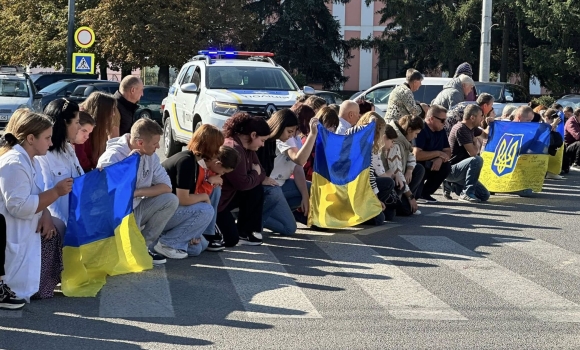 Тульчинська громада попрощалася із захисником, який 10 місяців вважався зниклим безвісти