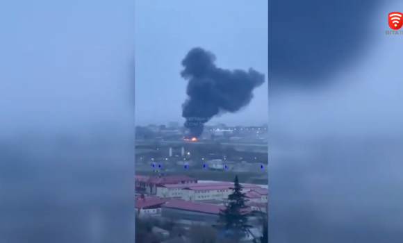 У Бєлгороді від самого ранку місцеві повідомляють про вибухи