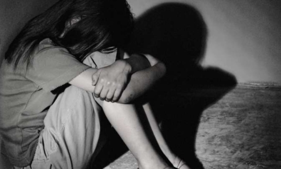 У Бершаді чоловік поглумився над 15-річною дівчиною згвалтовану знайшли друзі