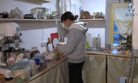 У Буші на Вінниччині переселенка заснувала виробництво крафтової випічки У Буші на Вінниччині переселенка заснувала виробництво крафтової випічки