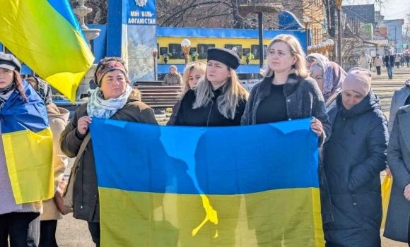 У Гайсині проводжали в останню путь 43-річного командира піхотного взводу У Гайсині проводжали в останню путь 43-річного командира піхотного взводу