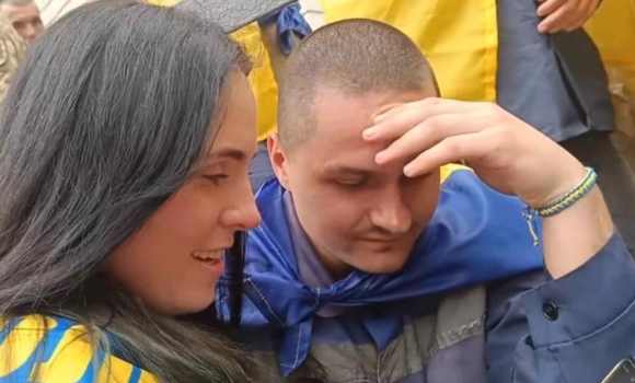 У Гайсині зустріли ще одного земляка, який повернувся з полону