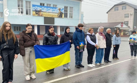 У Калинівці провели пам'ятний захід на честь полеглого захисника Ігоря Дворняка У Калинівці провели пам'ятний захід на честь полеглого захисника Ігоря Дворняка