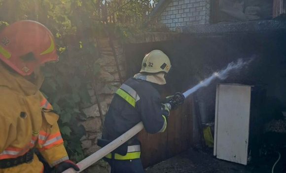 У хмільницькому кафе загорілася мангальна зона