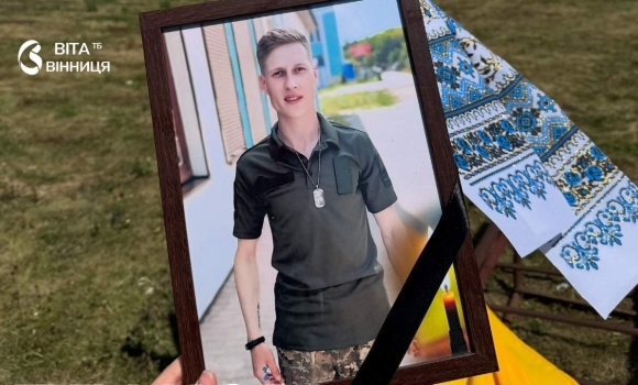 У Комаргороді після скандалу з похованням Героя склав повноваження староста У Комаргороді після скандалу з похованням Героя склав повноваження староста
