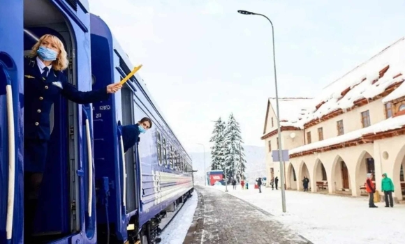 У Козятині поїзд затримався, очікуючи на пасажирів з іншого маршруту