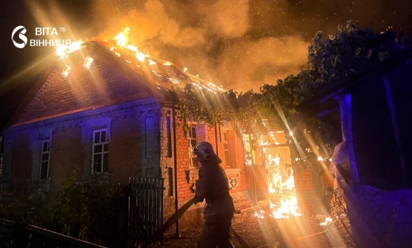 У Козятинській громаді вночі загорівся житловий будинок