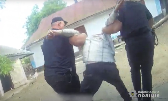 У Крижопільській громаді п'яний водій намагався домовитись із копами