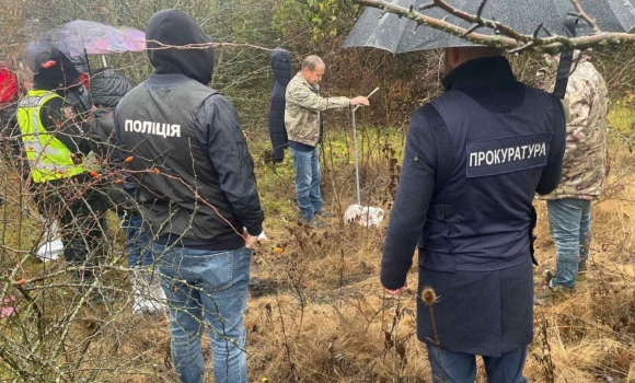 У Крижополі сировари забруднили землю промисловими відходами