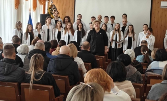 У медзакладах Вінниччини проводять благодійні концерти для військових