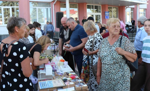 У місті Бар влаштували благодійний ярмарок, щоб підтримати земляків
