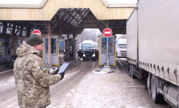У Могилеві-Подільському призупинили пропуск вантажівок до Молдови