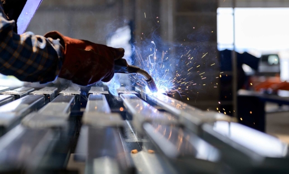 У Немирові набирають ремонтників, які вирушать відновлювати київську інфраструктуру