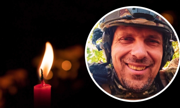 У Оратівській громаді оголосили День жалоби за загиблим воїном-добровольцем У Оратівській громаді оголосили День жалоби за загиблим воїном-добровольцем