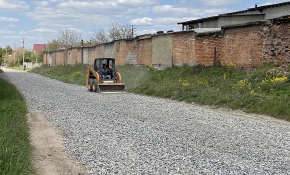 У приватному секторі Вінниці розпочали плановий ремонт доріг