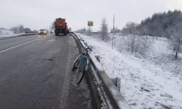 У Райгороді водій КРАЗу наїхав на 55-річного велосипедиста