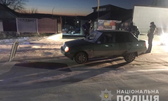 У Шаргороді під колеса авто потрапила жінка, яка раптово вийшла на дорогу
