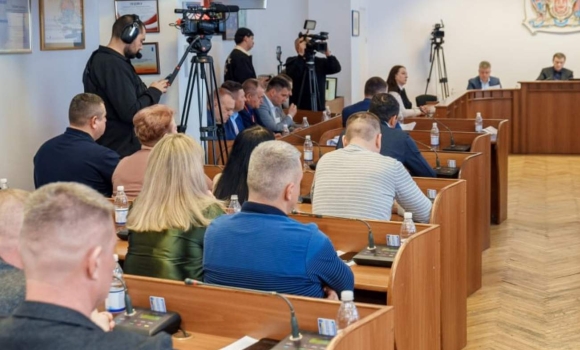 У старостинських округах Вінниці встановлять інвертори та акумулятори для артезіанських свердловин У старостинських округах Вінниці встановлять інвертори та акумулятори для артезіанських свердловин