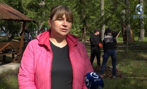 У таборі ЯМаріуполь.Родина на Вінниччині триває толока