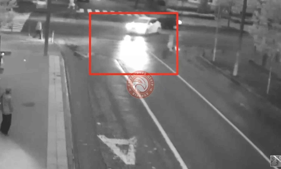 У центрі Вінниці водій автомобіля Nissan збив жінку на пішохідному переході
