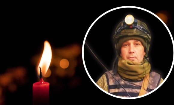 У Тульчині оголосили День жалоби - “живим коридором” зустрічатимуть загиблого Героя