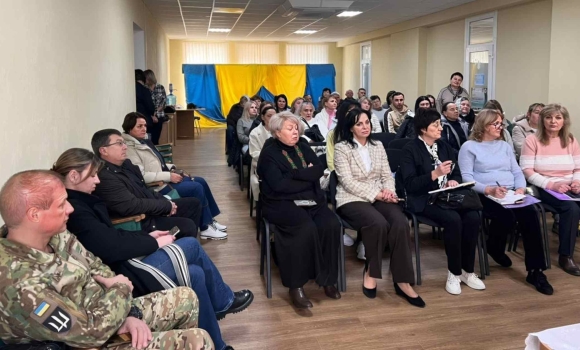 У Тульчині та Тростянці влаштували зустрічі з родинами полонених військовослужбовців У Тульчині та Тростянці влаштували зустрічі з родинами полонених військовослужбовців