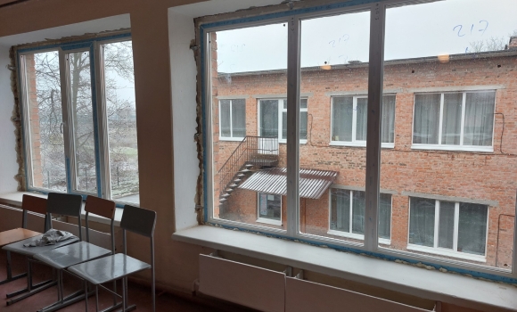 У Турбівській громаді замінили вікна та балконні двері у садочку "Ромашка"