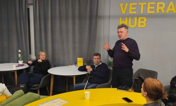 У Veteran Hub вінницьким військовим і ветеранам розповіли про державні та муніципальні пільги У Veteran Hub вінницьким військовим і ветеранам розповіли про державні та муніципальні пільги