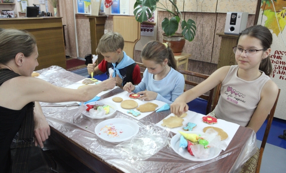 У Вінниці для діток провели майстер-клас з виготовлення імбирних будиночків