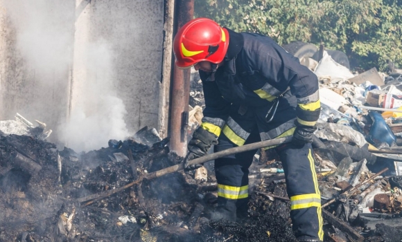 У Вінниці горіла купа сміття - загалом за добу в області сталося понад 20 пожеж