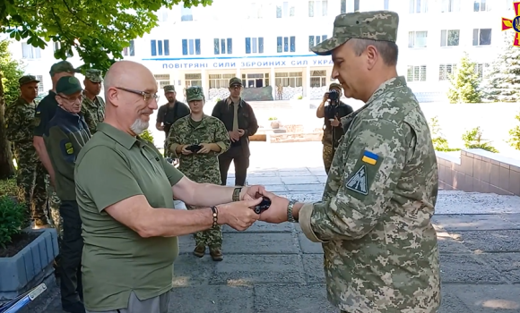 У Вінниці Міністр оборони України нагородив медиків та захисників неба
