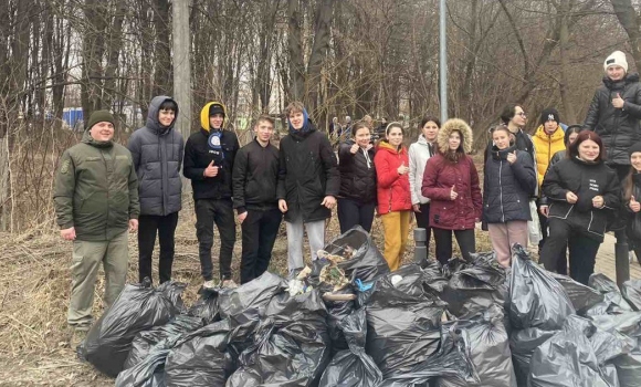 У Вінниці провели акцію задля чистого довкілля - зібрали понад 70 мішків сміття