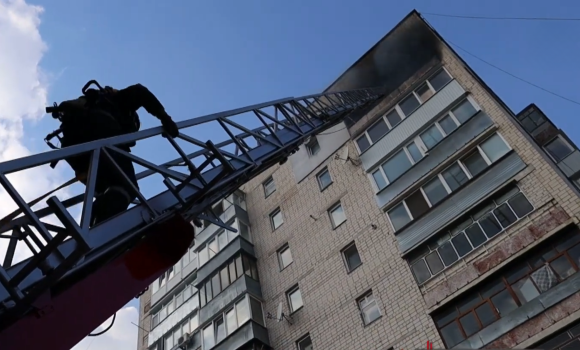У Вінниці в багатоповерхівці на вул.Пирогова спалахнула пожежа