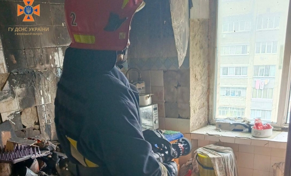 У Вінниці в багатоповерхівці на вулиці Київській загорілась квартира