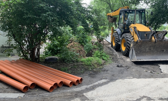 У Вінниці в чотирьох дворах замінюють зовнішні інженерні мережі