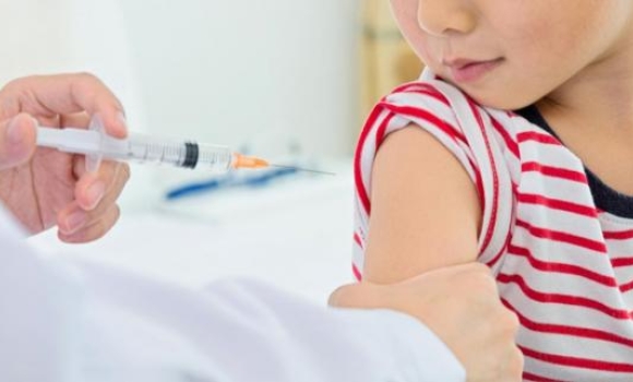 У Вінниці від поліомієліту щеплюють дітей, які не були вчасно вакциновані