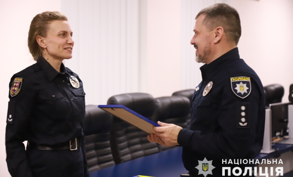 У Вінниці відзначили оперативників підрозділу міграційної поліції 