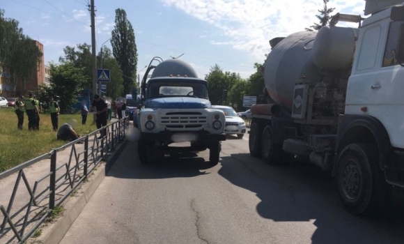 У Вінниці водій вантажівки на переході на смерть збив 16-річну дівчинку