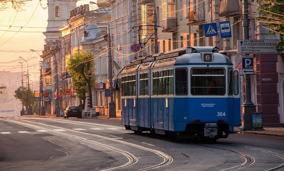 У Вінниці з 9:30 до 17:00 год призупиняють рух трамваїв та тролейбусів